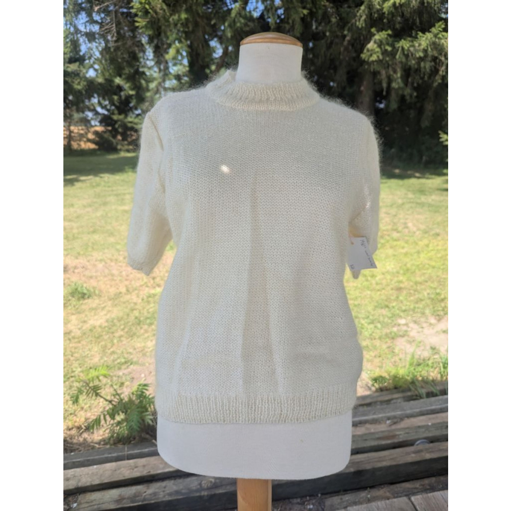 Vintage Women's Principles Sweater Cream Size M Short Sleeve Pinup Bombshell 80s